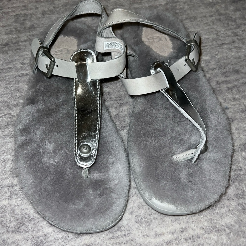 Ugg- Sandals size 6: NWOT